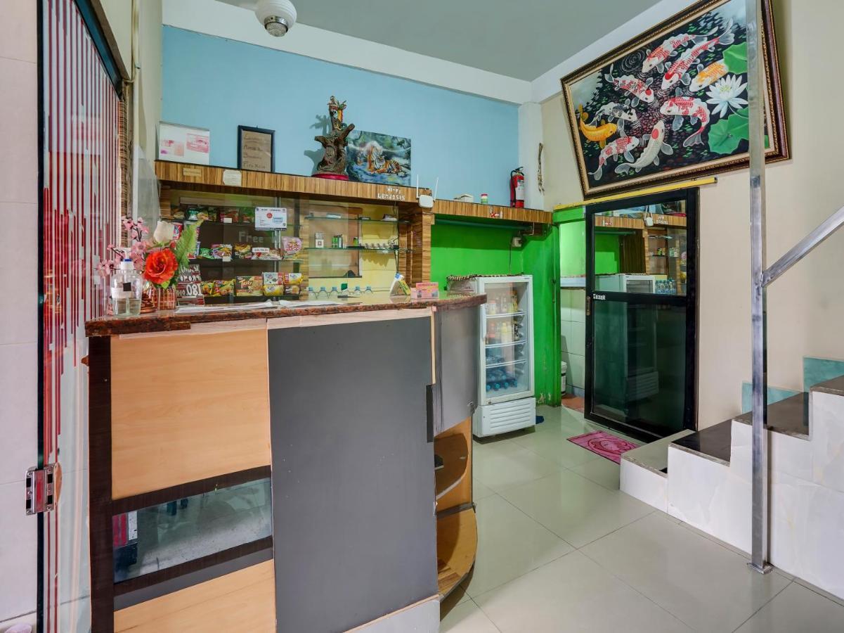 Oyo 90161 Hotel Lendosis Pipa Reja Angkatan 66 Palembang Exteriör bild