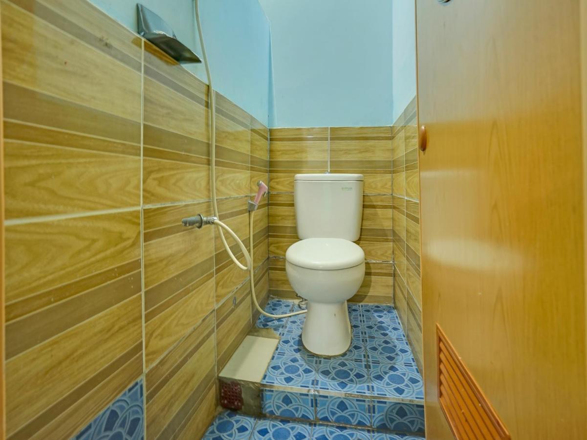 Oyo 90161 Hotel Lendosis Pipa Reja Angkatan 66 Palembang Exteriör bild